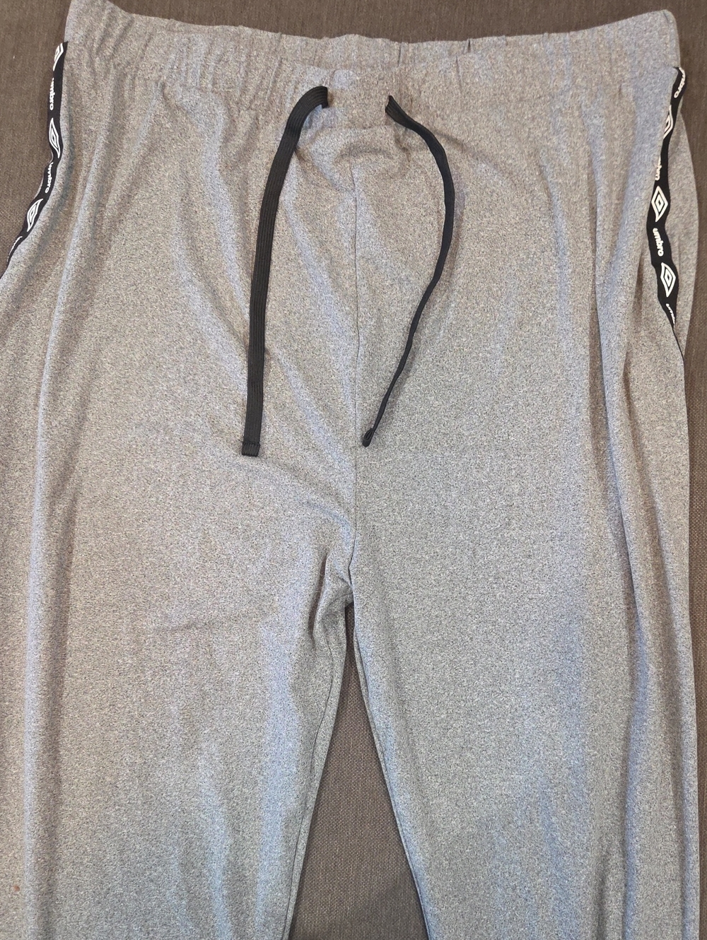 Umbro Gray Men's Sweatpants with Black Trim